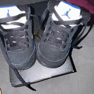 Bundle sneakers
